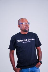 Xolanza Music Black T-shirt